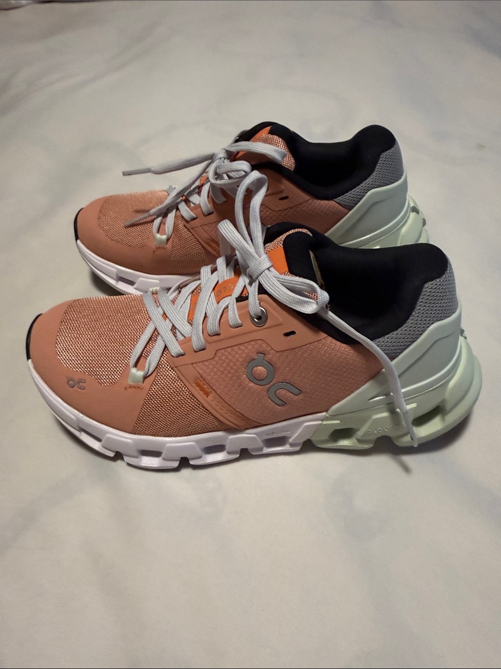 OnCloud Cloudflyer 4 Women's Peach and Aloe Trainers